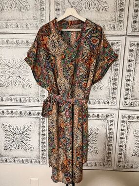 NWOT  Multicolor Paisley Midi Dress with Tie Belt size XL